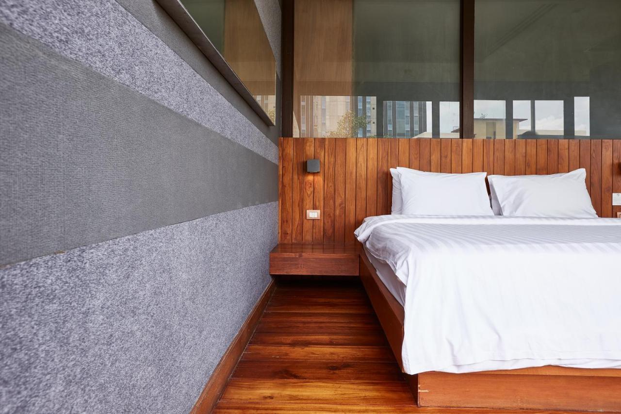 Luxx Langsuan Hotel - Sha Plus Bangkok Exterior foto