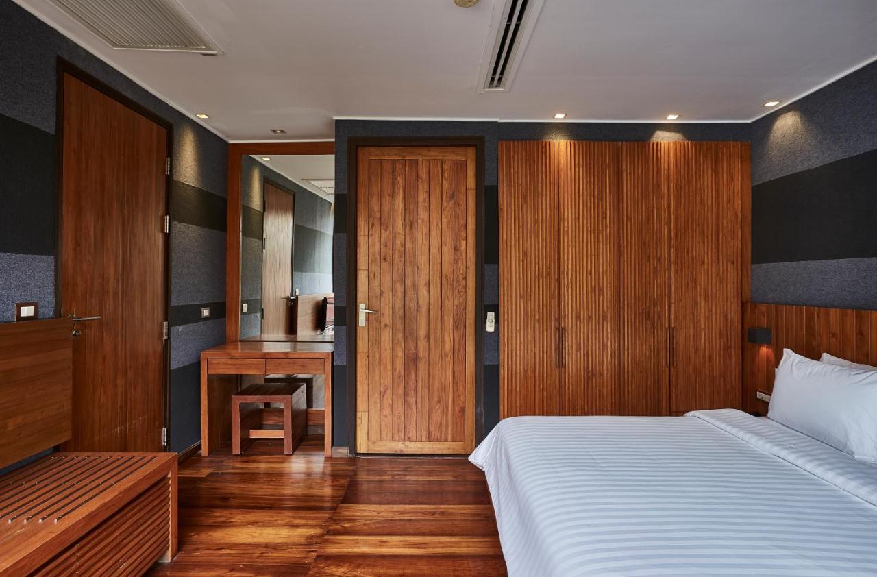 Luxx Langsuan Hotel - Sha Plus Bangkok Exterior foto